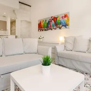  Appartement Place De L'horloge