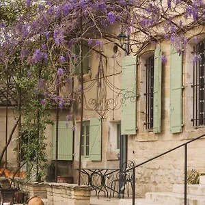 Auberge De La Treille - D'hotes Bed & Breakfast Avignon